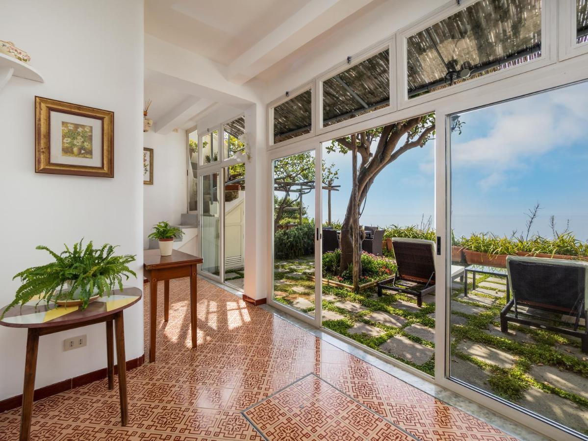 Scorcio D' Oltremare - Sea View Apt In Positano Eksteriør billede